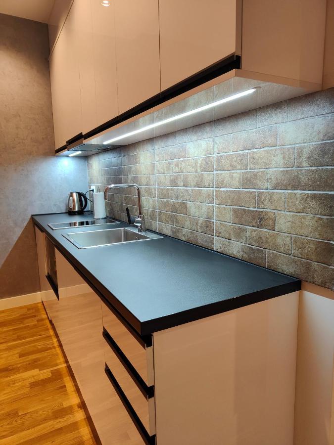 Center Dorcol Square Apartament *